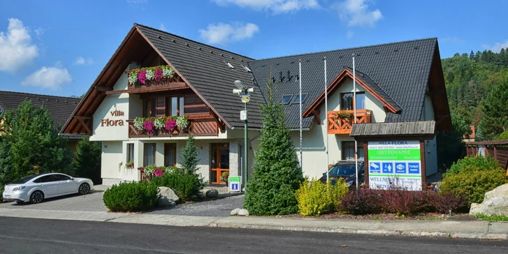 Pobyt v rodinnom Resorte Villa Flora*** s vyhrievaným bazénom, privátnym wellness a aktivitami