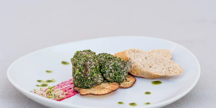 Trojchodové kačacie hody v Garden Hotel Domaša*** pre dve osoby