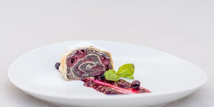 Trojchodové kačacie hody v Garden Hotel Domaša*** pre dve osoby