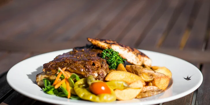 Chutné jedlo a relaxačný wellness pre dvoch v Resorte Levočská Dolina
