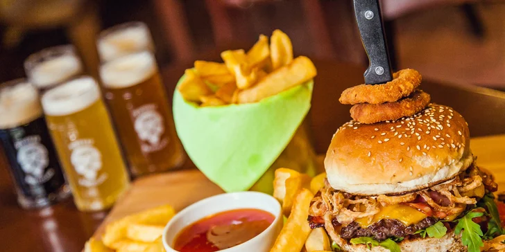Premium burger s hranolčekmi a pivnou ochutnávkou