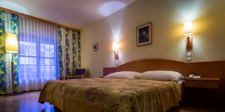 Príjemný pobyt s raňajkami v známom hoteli Corvin Budapest - Sissi Wing ***