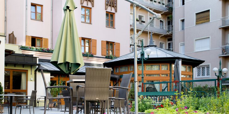 Príjemný pobyt s raňajkami v známom hoteli Corvin Budapest - Sissi Wing ***