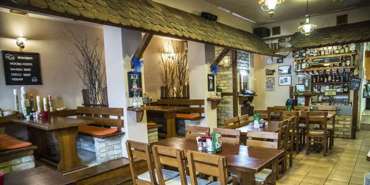 Romantika v Kroměříži s degustáciou vína a odpočinkom v saune