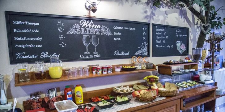 Romantika v Kroměříži s degustáciou vína a odpočinkom v saune