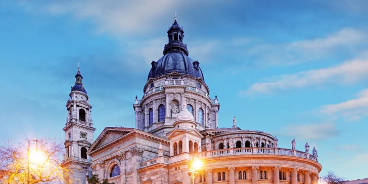 Príjemný pobyt s raňajkami v známom hoteli Corvin Budapest - Sissi Wing ***