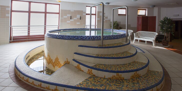 Wellness pobyt s neobmedzeným vstupom do bazénového a saunového sveta v Patinciach