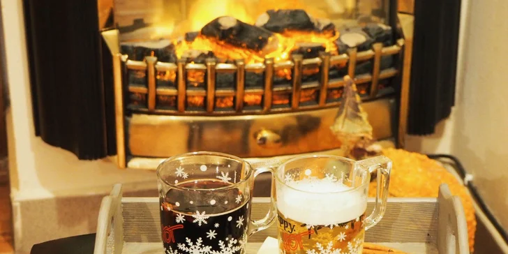 Horúci punč, varené víno alebo hot apple v Spezax Caffe