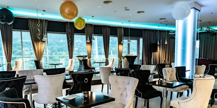 Silvestrovský pobyt s každodenným wellness a silvestrovským hudobným programom v modernom hoteli HOLIDAY INN Žilina****