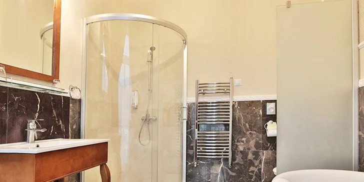 Relax v špičkovom 4* hoteli Sun, Mariánske Lázne: wellness procedúry, polpenzia, bazén