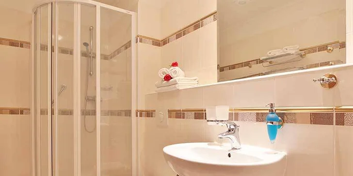 Mariánské Lázně pre 2 osoby: pobyt s polpenziou, wellness procedúrami aj bazénom