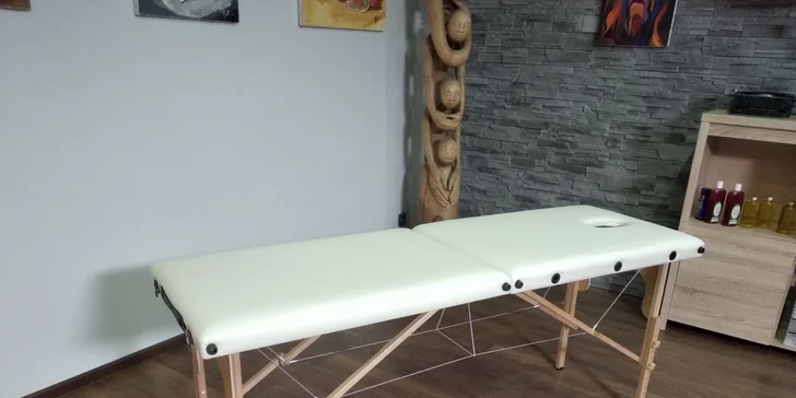 Príjemná klasická a medová masáž alebo bankovanie v Masáže 4you