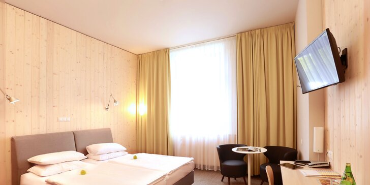 Romantika v Prahe: 4* hotel s dizajnovými izbami, raňajky alebo polpenzia