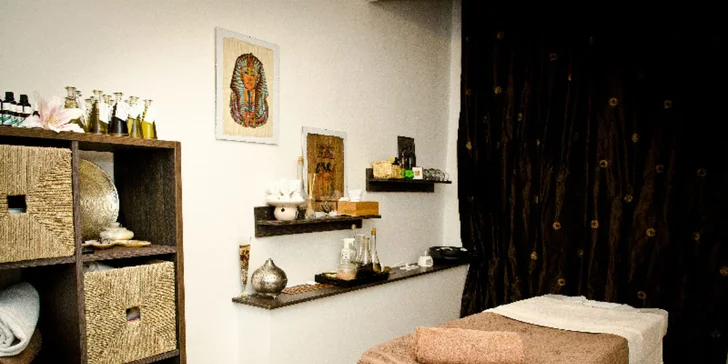 Masáže lávovými kameňmi: obyčajná alebo aromaterapeutická