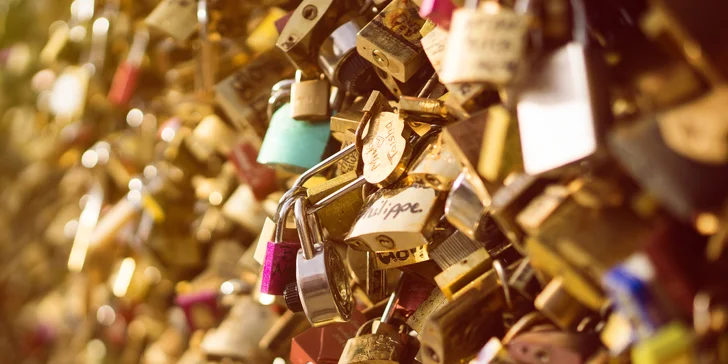 Letecký poznávací zájazd do Paríža v období Valentína