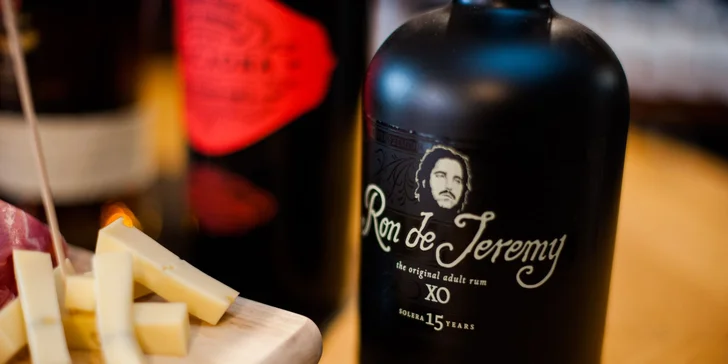 Profesionálna ochutnávka rumov so someliérom spoločnosti WINE EXPERT