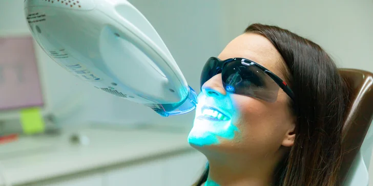 Ambulantné bielenie lampou Philips Zoom a komplexná dentálna hygiena