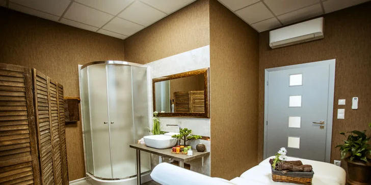 Klasická, relaxačná či reflexná masáž, alebo masáž lávovými kameňmi