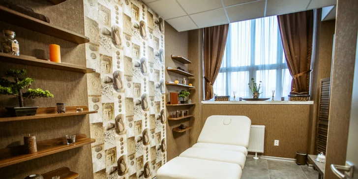 Klasická, relaxačná či reflexná masáž, alebo masáž lávovými kameňmi