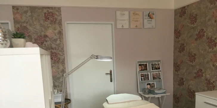 Kompletné ošetrenie tváre a dekoltu s masážou