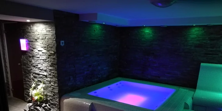 Romantika v Beskydoch: 2-3 dni s privátnym wellness a večerou pri sviečkach