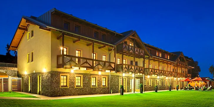 Oddych na Lipne: pobyt v 4 * hoteli s jedlom aj vstupmi do moderného wellness