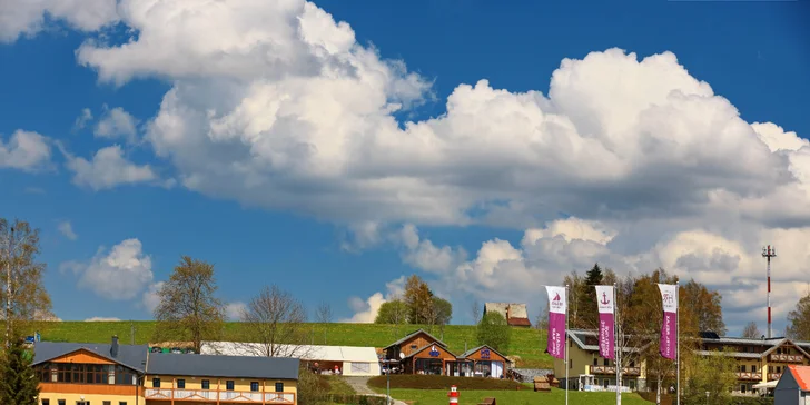 Oddych na Lipne: pobyt v 4 * hoteli s jedlom aj vstupmi do moderného wellness