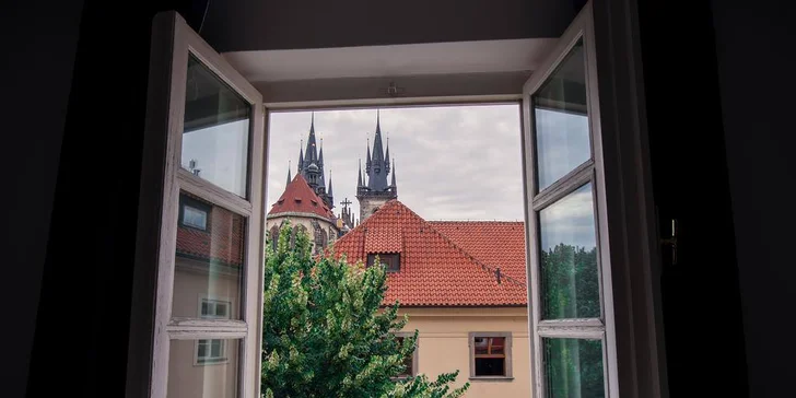 Pobyt s raňajkami v Tyn Yard Residence**** 150 m od Staromestského námestia