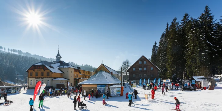 Čarovná zima v Beskydách - lyžovačka, wellness aj polpenzia