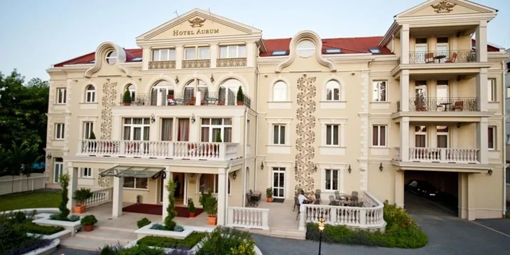 Relaxačný wellness pobyt - 4* hotel, termálna voda a polpenzia