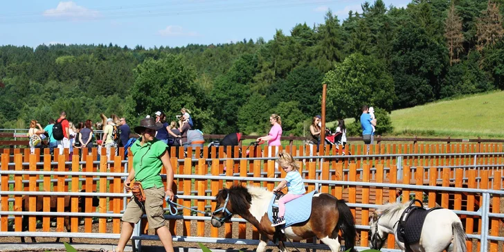 Najlepší darček: Rodinné vstupenky do Farmaparku až pre 5 osôb