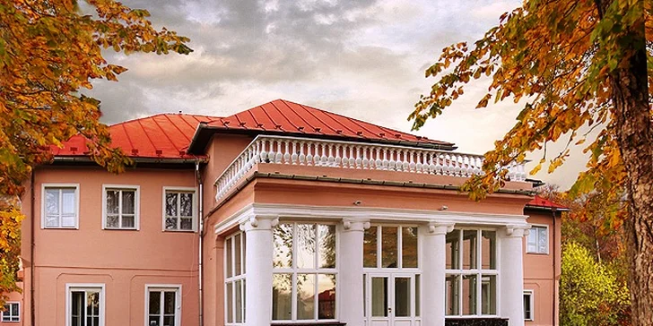Romantický pobyt v Liptovskom Jáne v Svätojánskom Kaštieli*** s privátnym wellness a vstupom do jaskyne
