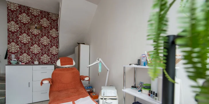Hydratované a hladké chodidlá vďaka medicinálnej suchej pedikúre