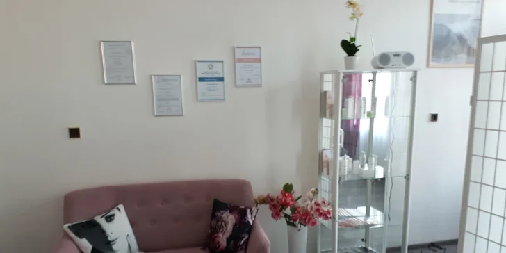 Čistenie pleti, liftingové ošetrenie či masáž tváre v salóne Bella Donna