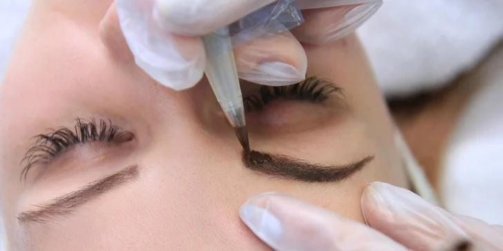 Permanentný make-up obočia