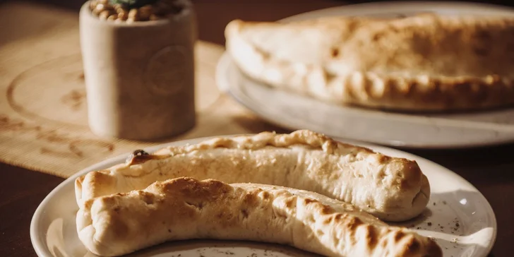 PIZZA podľa vlastného výberu - na výber 21 druhov