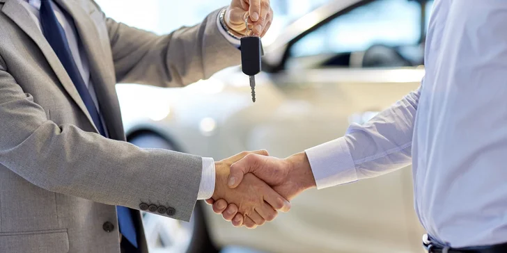 Požičajte si auto a užívajte si ho celý deň!