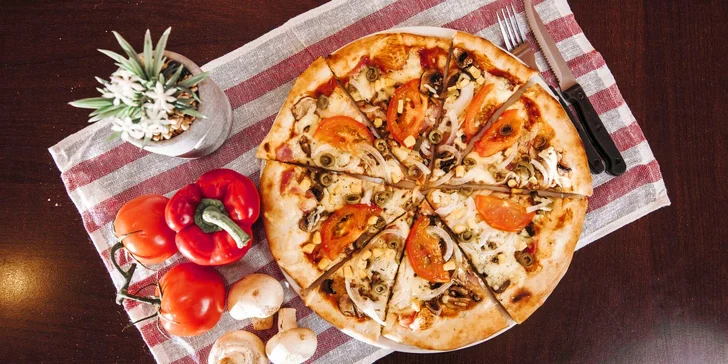 PIZZA podľa vlastného výberu - na výber 21 druhov