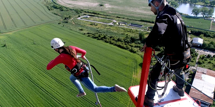 Tandemový zoskok zo 110 metrovej veže ACTION TOWER pre 1 alebo 2 osoby