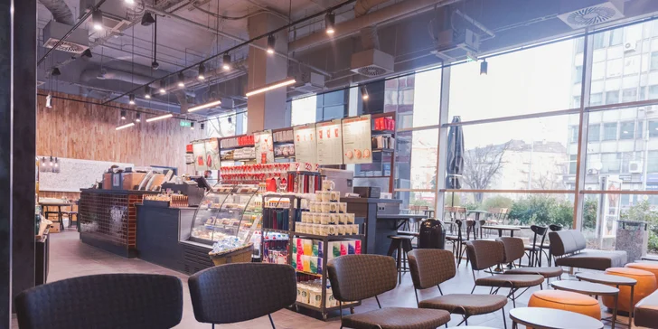 10% zľava na Merchandise Starbucks a Grande nápoj podľa výberu zdarma