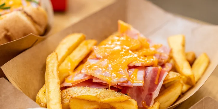 6 druhov hot dogov a belgické hranolčeky vo Filip's Hot dogs