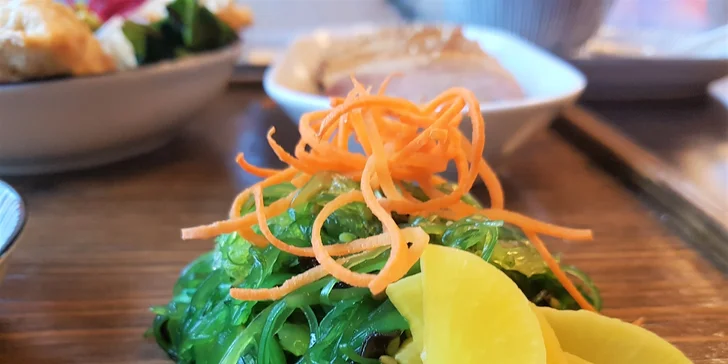 Japonské degustačné menu pre 2 osoby v SUSHIHANIL