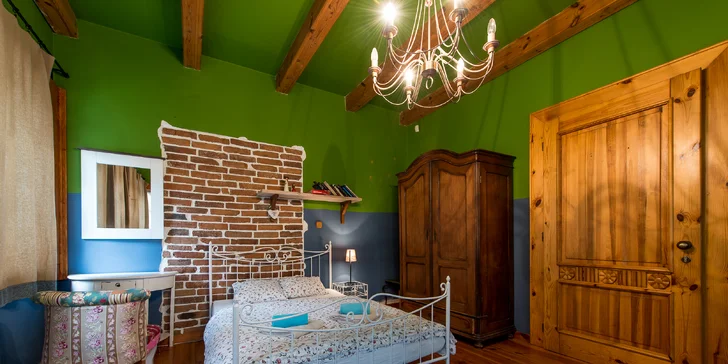 Výlety aj relax v Tatrách s ubytovaním v izbách alebo v zruboch až pre 5 osôb