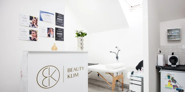 Lash lifting, predĺženie rias či spoločenské líčenie