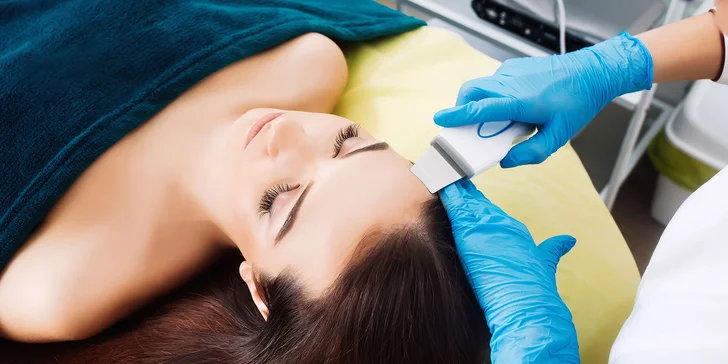 Diamantová mikrodermabrázia, regeneračné ošetrenie alebo botox mihlaníc