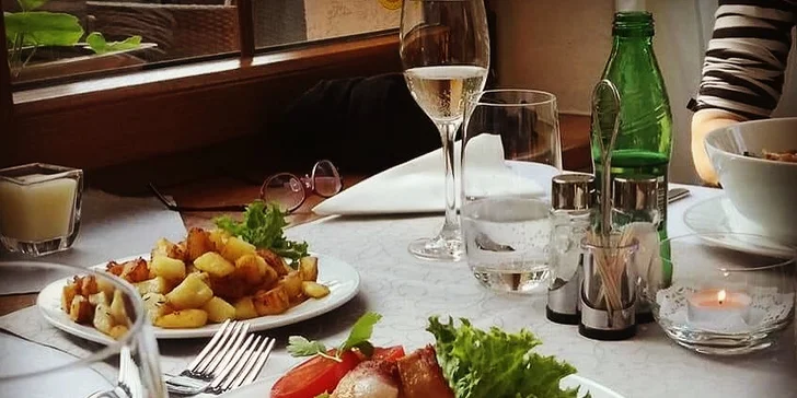 Romantický Wellness pobyt vo Ville Carpe Diem*** v Trenčianskych Tepliciach