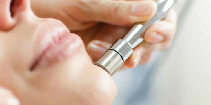 Kompletné hĺbkové čistenie pleti, regenerácia s masážou či skin scrubber