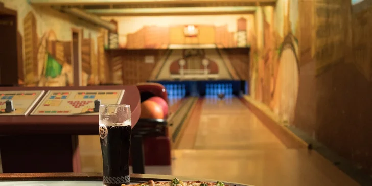 1 či 2 hodiny bowlingu aj s pizzou až pre 10 osôb