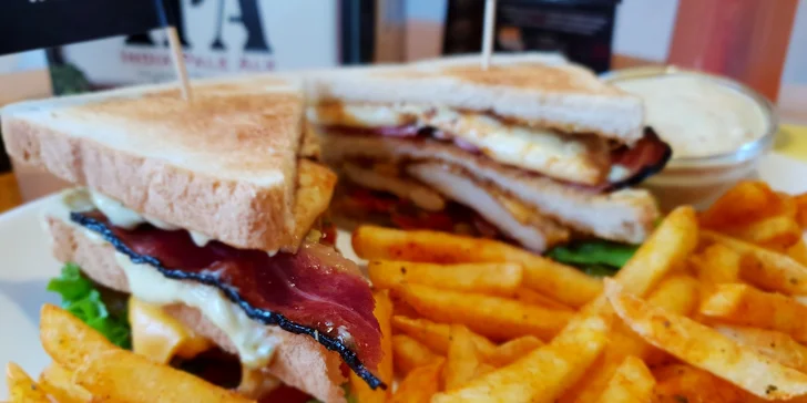 Nadupané burgery a toasty aj s bezodnou limonádou!