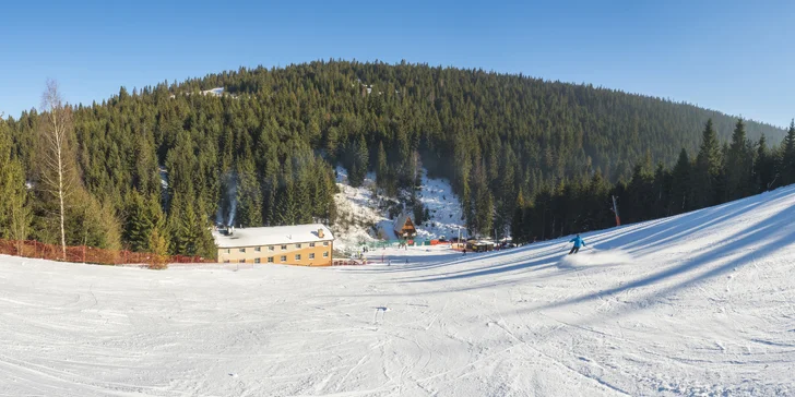 Rodinný pobyt so skipasmi v horskom prostredí Oravy v Hoteli Brezovica**s vlastným svahom